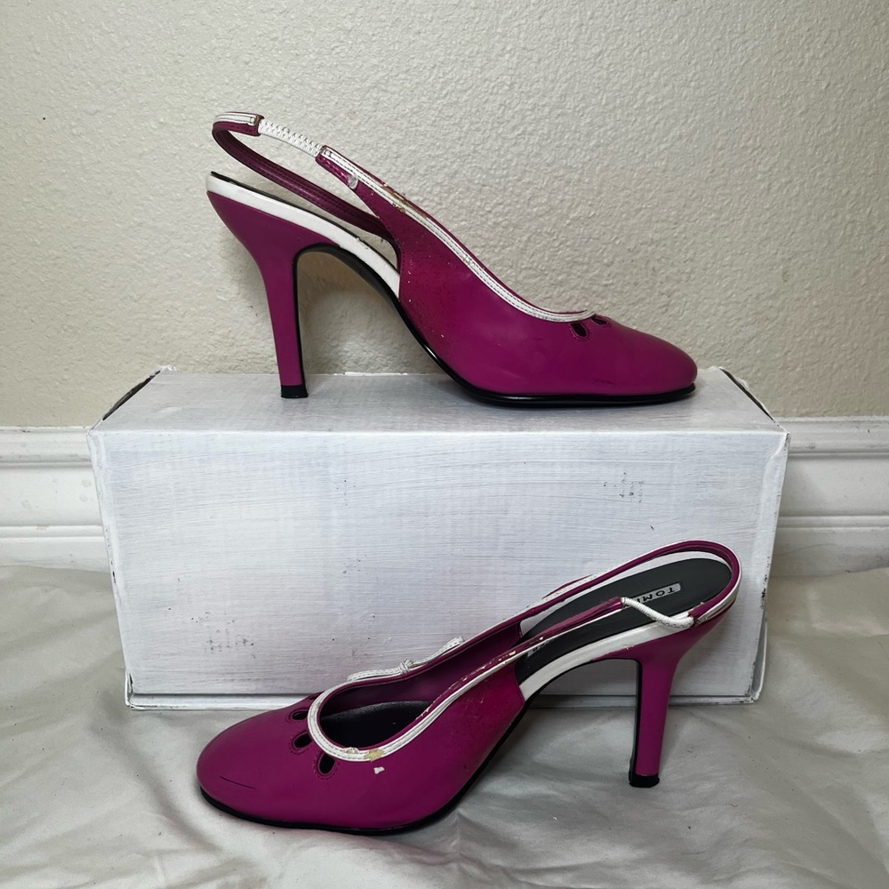 Hot pink heals Tommy Hilfiger cute very old and vintage